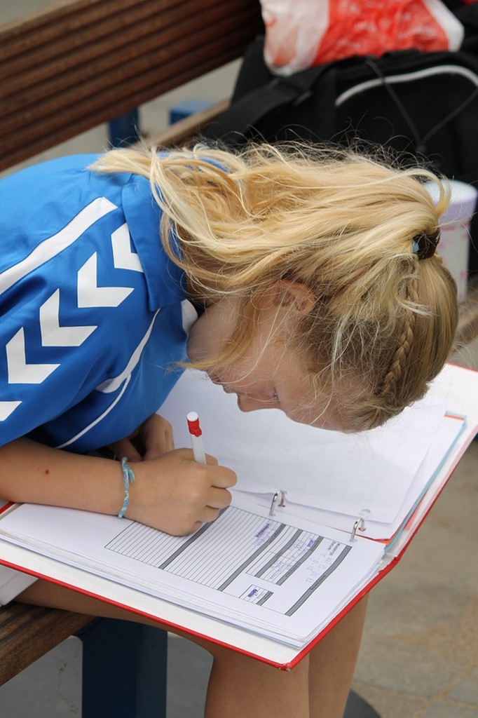 KVT E2 tegen DSC 123.jpg